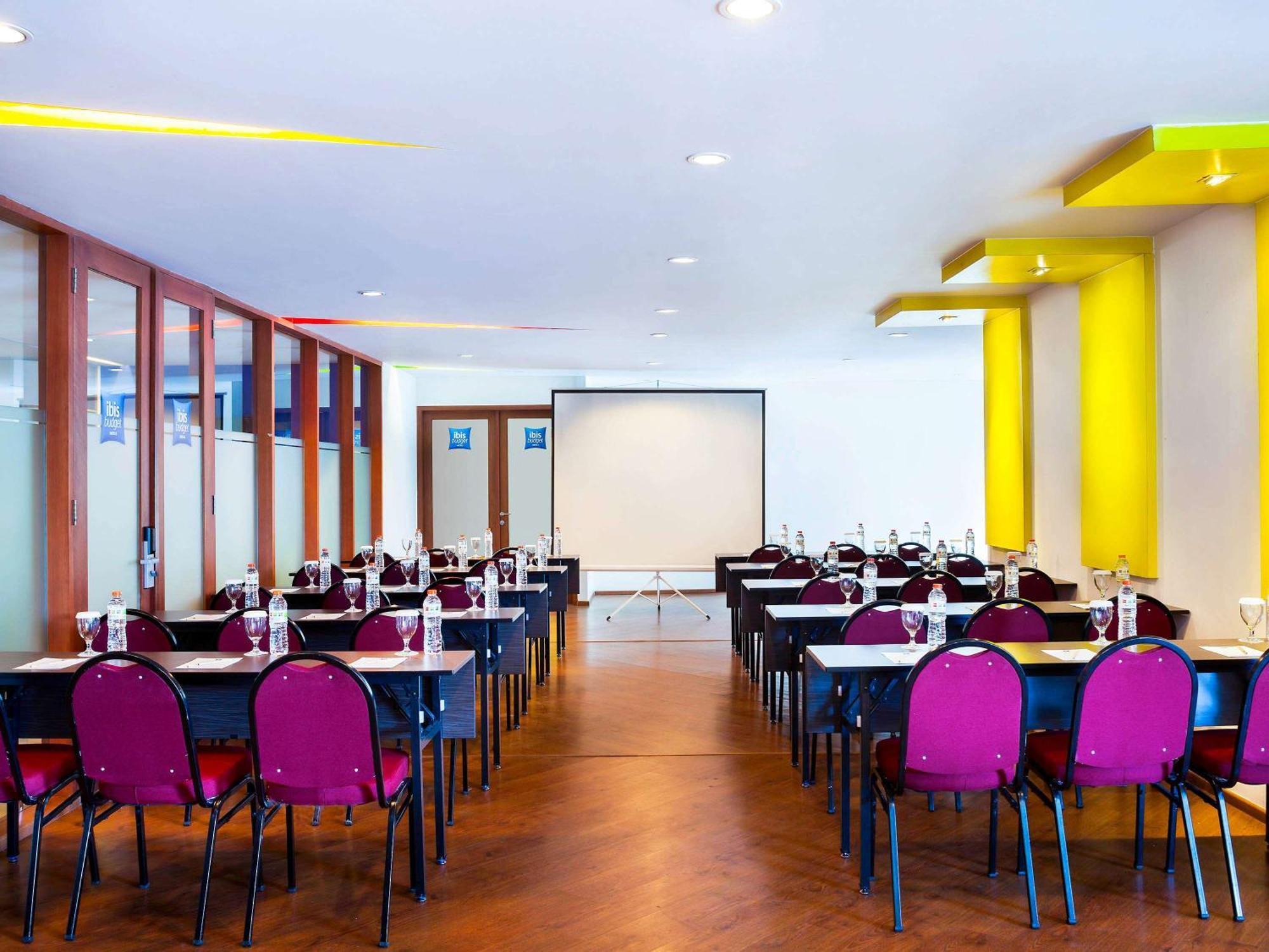 Ibis Budget Jakarta Menteng Buitenkant foto